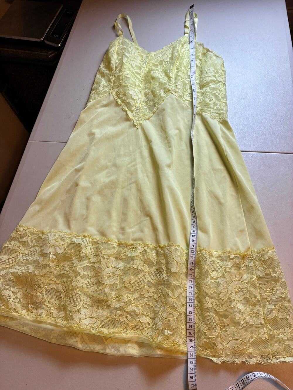 Vintage Vanity Fair Butter Yellow Lace Full Slip Nylon Tricot USA Size 32 Small